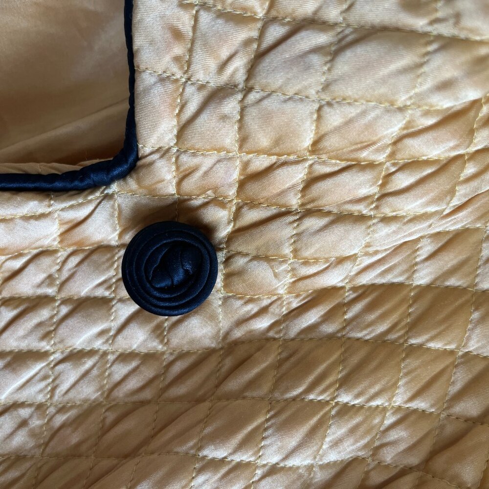 Vintage Golden Quilted Robe - Picture 7 of 9